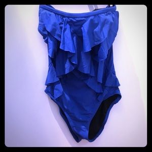 Michael Kors Ruffle Bandeau 1 piece